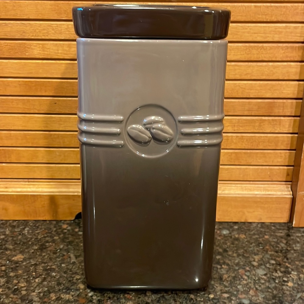 Le Creuset Coffee Jar